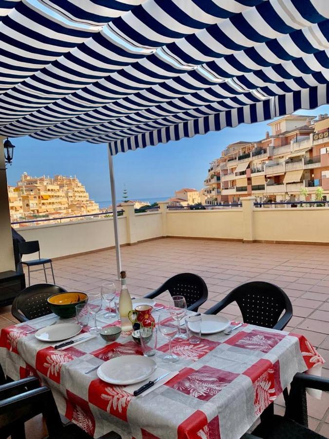 Ferienwohnung Encantador Piso Con Terraza Y Piscina Benalmádena Exterior foto